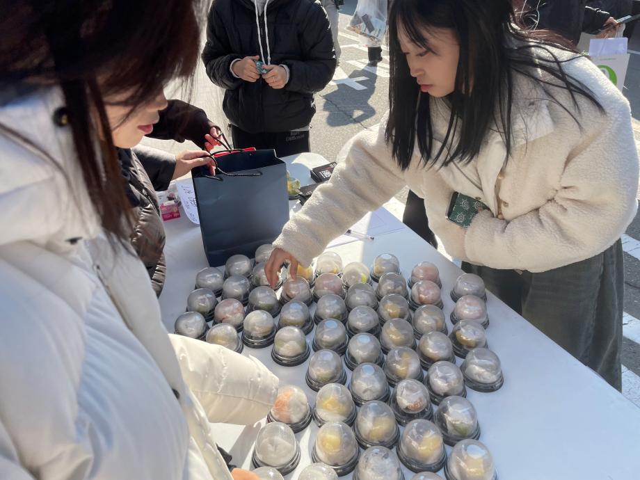 썸네일 사진