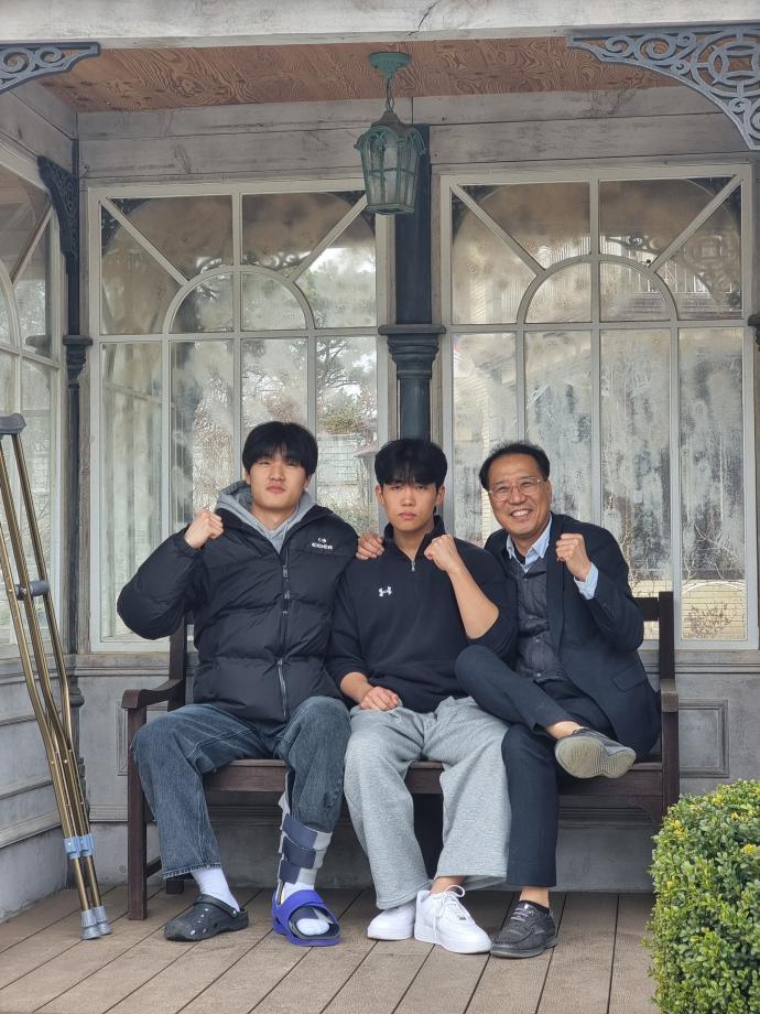 썸네일 사진