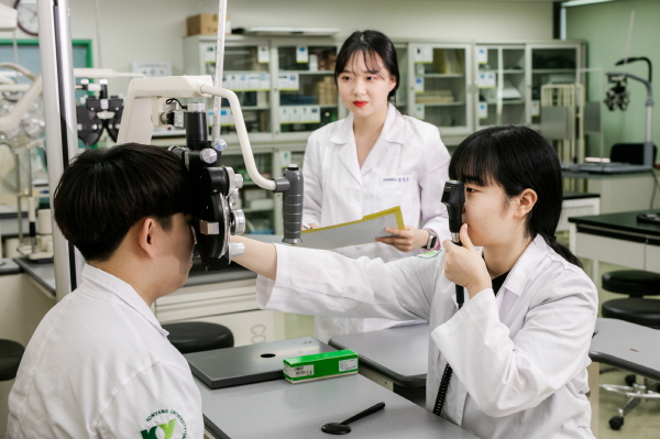 건양대 안경광학과, 제37회 안경사 국가시험 100% 합격